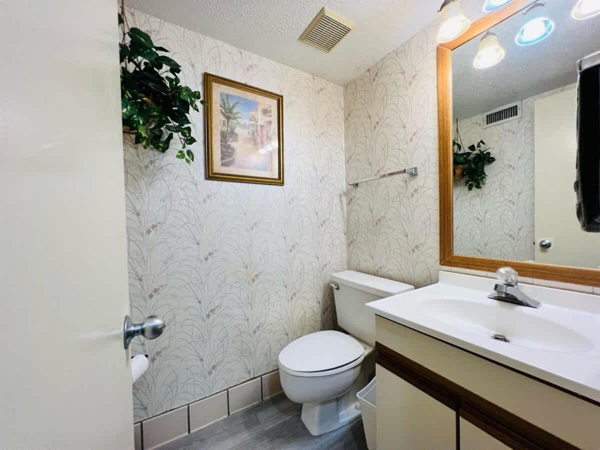 *A Family Retreat*Pool*Steps To The Beach*Approved Dogs*D18-9 Myrtle Beach Exterior photo